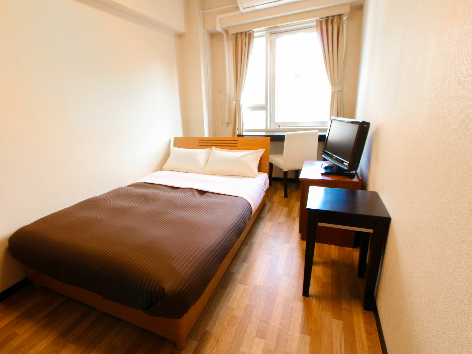 Hotel Livemax Budget Kawasaki Ekimae Екстериор снимка